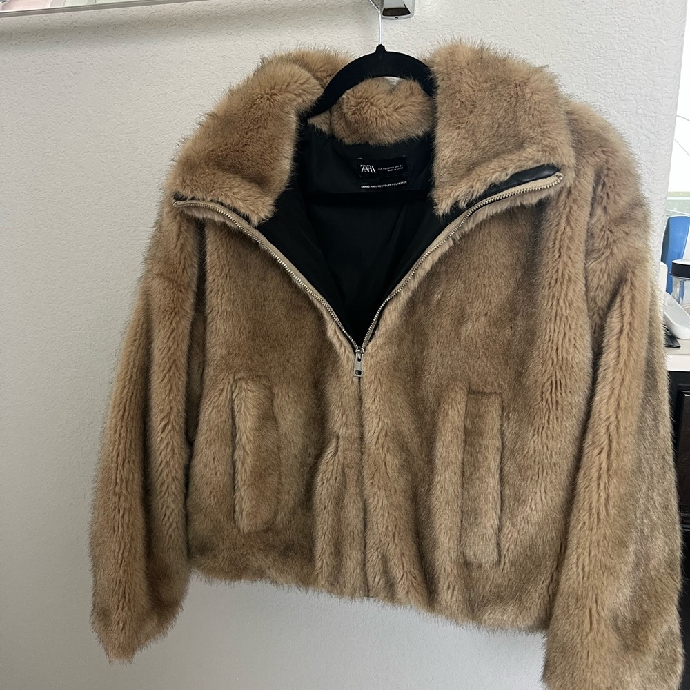 Zara Women's Cozy Tan Teddy Jacket